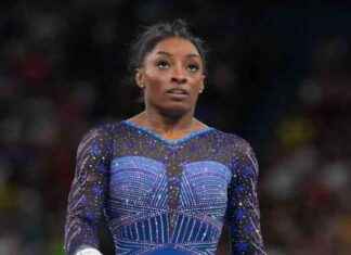 Simone Biles gana su segunda medalla de oro en gimnasia olímpica news-01082024-224039