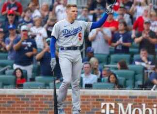 Freddie Freeman de los Dodgers revela que su hijo de 3 años tiene Guillain-Barré news-02082024-013308