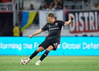 Extensión de contrato de D Lucas Bartlett con D.C. United hasta 2027. news-08082024-221105