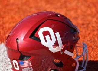 Oklahoma CFB presenta uniformes retro en fotos y video; serán usados contra Houston news-08082024-221131