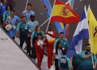 Tom Cruise y artistas se unen para despedir los Juegos Olímpicos – Superdeporte news-12082024-032645