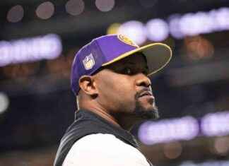 Kevin O’Connell elogia los comentarios de Tua: Brian Flores tiene ‘excelentes relaciones’ en los Vikings news-20082024-005437