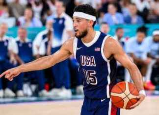 Devin Booker comparte video detrás de escenas de la medalla de oro de EE. UU. en los Juegos Olímpicos de 2024 news-21082024-010146