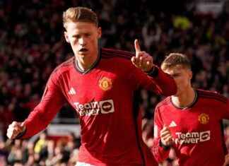 Fichaje de Scott McTominay por el Napoli procedente del Manchester United por más de £25m news-30082024-230104