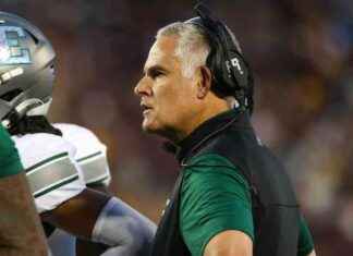 Entrenador de Eastern Michigan vuelve a casa para enfrentar a Washington news-03092024-231612