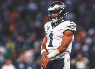 La impresión inicial de Jalen Hurts esta temporada fue aceptable, pero aceptable no es suficiente news-13092024-002550