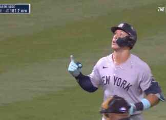 Aaron Judge de los Yankees conecta su 54to jonrón, líder en MLB, en solitario contra los Atléticos. news-22092024-065655