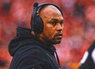 Entrenador de los Raiders, Antonio Pierce, no abordará la especulación sobre el intercambio de Davante Adams news-03102024-001848