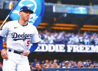 Freddie Freeman regresará a la alineación de los Dodgers para el Juego 5 de la NLDS news-11102024-061737
