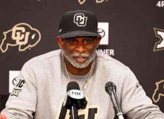 Deion Sanders se burla de Matt Leinart tras compromiso de su hijo con SMU news-09112024-215936