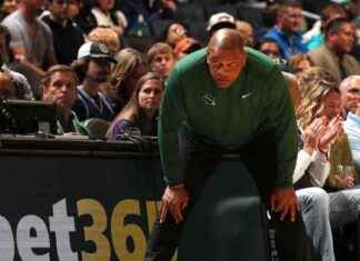 Doc Rivers de los Bucks multado con $25,000 por la NBA tras criticar a los árbitros en la derrota ante los Hornets news-18112024-042815