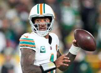 Críticas a Tua y los Dolphins por sus problemas en la primera mitad ante Love y los Packers news-29112024-120033