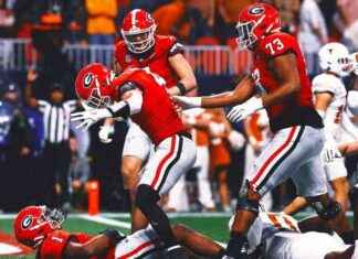 Georgia vence a Texas 22-19 en tiempo extra para ganar el título de la SEC georgia-vence-a-texas-22-19-en-tiempo-extra-para-ganar-el-ttulo-de-la-sec