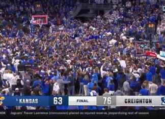 Kansas cae ante Creighton, 76-63, y los aficionados invaden la cancha kansas-cae-ante-creighton-76-63-y-los-aficionados-invaden-la-cancha
