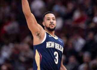 McCollum planea seguir anotando hasta los 40 años tras anotar 45 puntos en histórica victoria de los Pels. mccollum-planea-seguir-anotando-hasta-los-40-aos-tras-anotar-45-puntos-en-histrica-victoria-de-los-pels